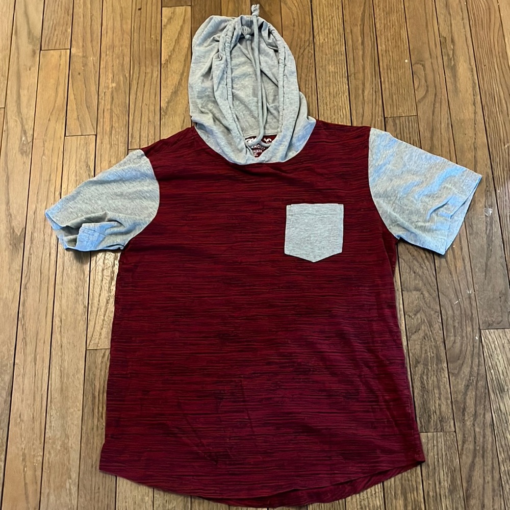 Short sleeve men’s hoodie